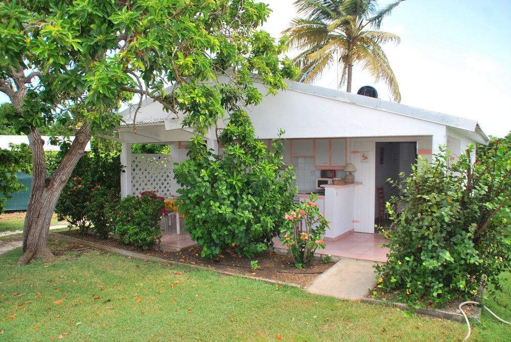 Gîte Hibiscus Labougainvilliée location de gîtes Saint-François