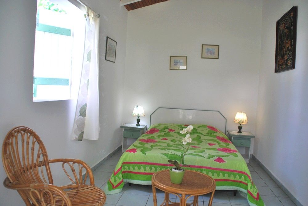 Gite Jasmin Labougainvilliée location de gîtes Saint-François Guadeloupe